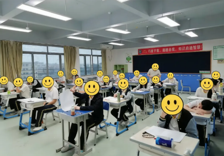 第二次模拟考试 | 华青教育双校区港澳班进行中